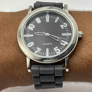 Silver & Black Retro Men's Watch